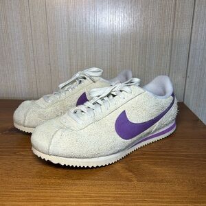 Nike Retro Women’s Cortez Vintage Muslin Suede Size 10.5